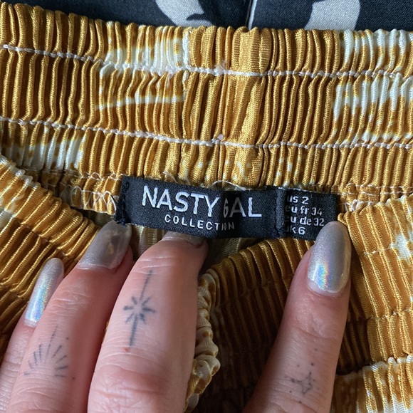 Checkered High Waisted Pants - Picture 2 of 2